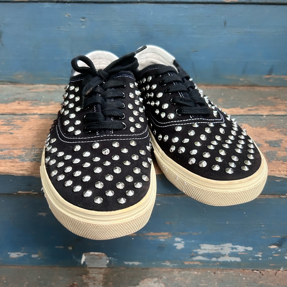 YVES SAINT LAURENT Paris Low Studded Sneaker